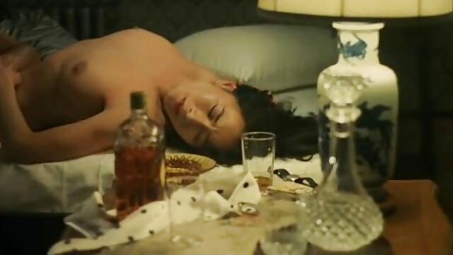 ที่ดีที่สุดหนังโป๊ :  บิ๊กดิ๊กสไลด์ลึกเข้าไปในก้นกลมที่เป็นของสาวร้อน วีดีโอ คลิป xx ผู้ใหญ่วีดีโอ 